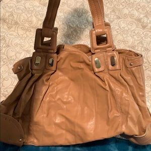 Jessica Simpson medium sized purse w floral detail